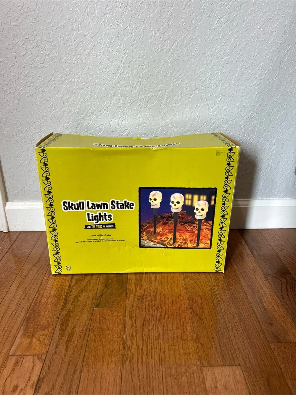 Skull Lawn Stake Lights 7 Lights Halloween Decorations Vintage Target 2004